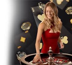 Layar putaran gratis dengan multiplier yang ditampilkan di Jewels of Prosperity
